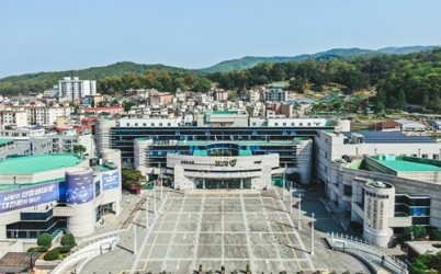 (0424)[지역경제과]남양주시 이웃사촌상인회 활성화 PT 발표, 7개소 선정(시청 전경).jpg