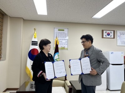 (0521)[남양주 치매건강과]남양주시정신건강복지센터, 천마중학교와 가족정신건강사업 업무협약 체결(사진1).jpg