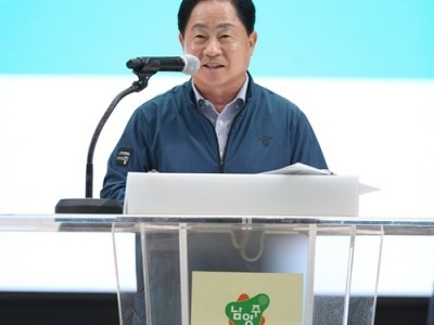 (0610)[일자리정책과]남양주시, ‘모두의 일자리 채용박람회’ 개최…구직자 1,500여 명 몰려(사진1).jpg