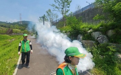 (사진)하남시, 지역자율방재단과 함께하는 ‘하절기 집중 방역활동’ 실시 복사.jpg width: 100%; height : 150px