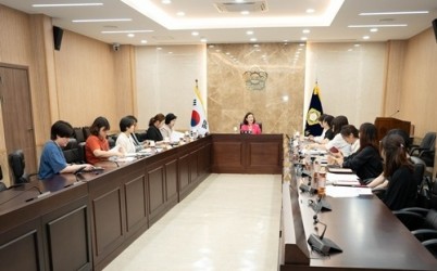 남양주시의회 복지환경위원회, ‘상상누리터’ 운영 개선 간담회 개최(사진2).jpg width: 100%; height : 150px