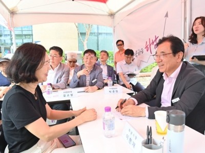 (사진)하남시, 위례 스타필드 앞에서 ‘제15회 이동시장실’ 운영.jpg