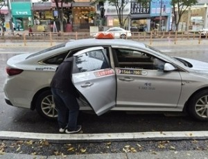 (1014)[교통정책과]저출산 극복 나선 남양주시, 교통약자 조례 개정…모든 임산부에 바우처택시 지원 확대(사진).jpg