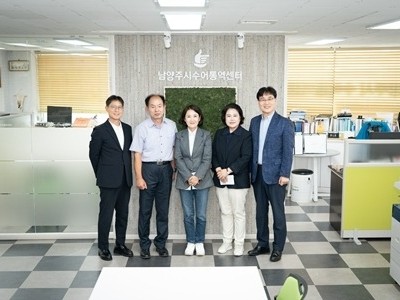 (사진2)남양주시의회 복지환경위원회  남양주시수어통역센터 현장방문 (1).JPG