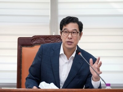 [사진자료] 강성삼 하남시의원, “작은도서관 쉼터, 예산 공백 막아야”.jpg