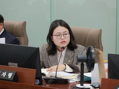 이자형 의원, 도교육청 전국영어듣기평가 예산 삭제, 선거 겨냥 졸속 행정 작심비판.jpg