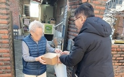 (1212)[양정동]남양주시 양정동 지역사회보장협의체, 한파 취약계층 위한 겨울나기 지원 행사 추진(사진).jpg width: 100%; height : 150px