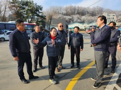 (1216)[대중교통과]주광덕 남양주시장, 버스 운전 노동자 격려 및 현장 목소리 직접 청취(사진1).jpg