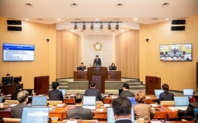 (사진1)남양주시의회, 제316회 제2차 정례회 폐회.jpg width: 100%; height : 150px