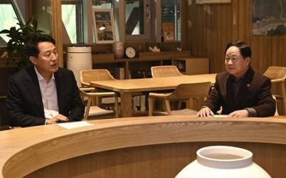 (1218)[교통정책과]별내선 감차 없이 현행 유지 결정…남양주시 신속 요청에 서울시 화답(좌 오세훈 시장, 우 주광덕 시장).jpeg width: 100%; height : 150px