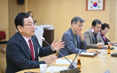 (사진1)하남시 공약이행평가단, 민선 8기 공약이행률 81.9% ‘호평’.jpg width: 100%; height : 150px