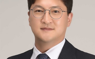 더불어민주당_김지훈 (2).jpg width: 100%; height : 150px
