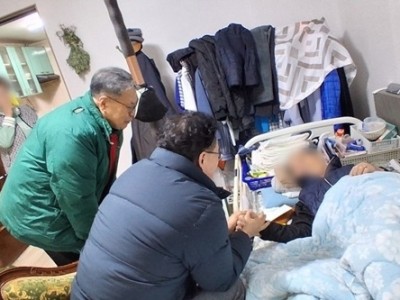 (0205)[화도읍 복지지원과]남양주시 화도읍, 설 명절 앞두고 화도교회와 함께 따뜻한 나눔 실천(사진).jpg