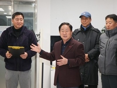 (0208)[청년담당관]남양주시, ‘2026 남양주 청년 테니스 클래스 1기 개강식’개최(사진1).jpg