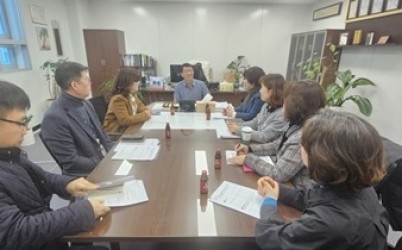 (0211)[복지정책과]남양주시,의료·요양 돌봄 통합지원 연계 강화를 위한 간담회 개최(사진).jpg width: 100%; height : 150px