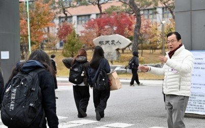 (사진)하남 대입 역대 최고치 또 경신, 주요 대학 합격 ‘300명 시대’ 개막.jpg width: 100%; height : 150px